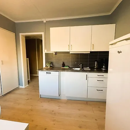 - Sentrums * ليلّيهامّير